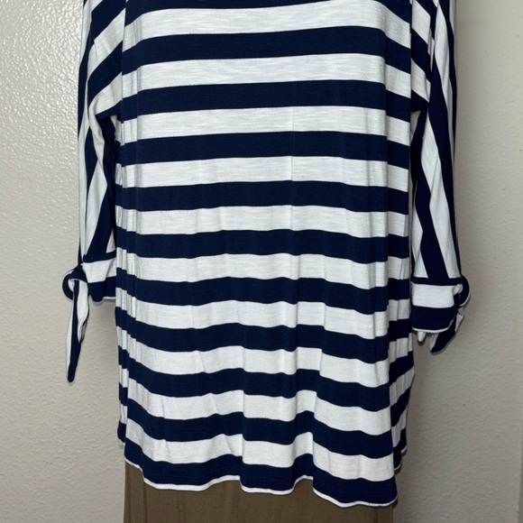 Soft Surroundings Adrift Top Women's medium Nautical Navy White Stripe # 2AG33 - Picture 9 of 16